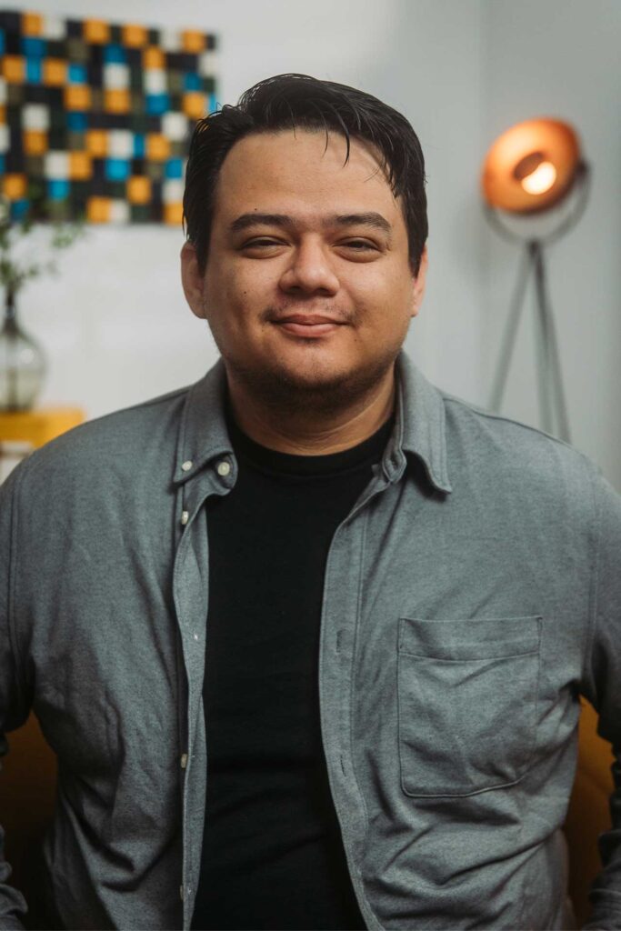Dare 2 Share Staff