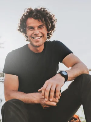 img-youth-pastor-smiling
